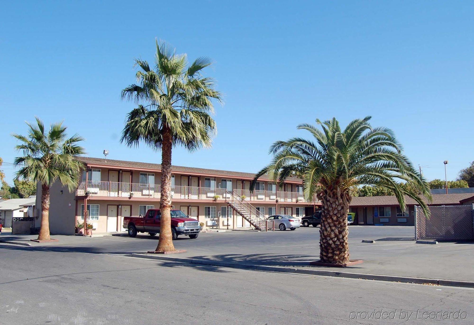 Americas Best Value Inn Los Banos Exterior photo